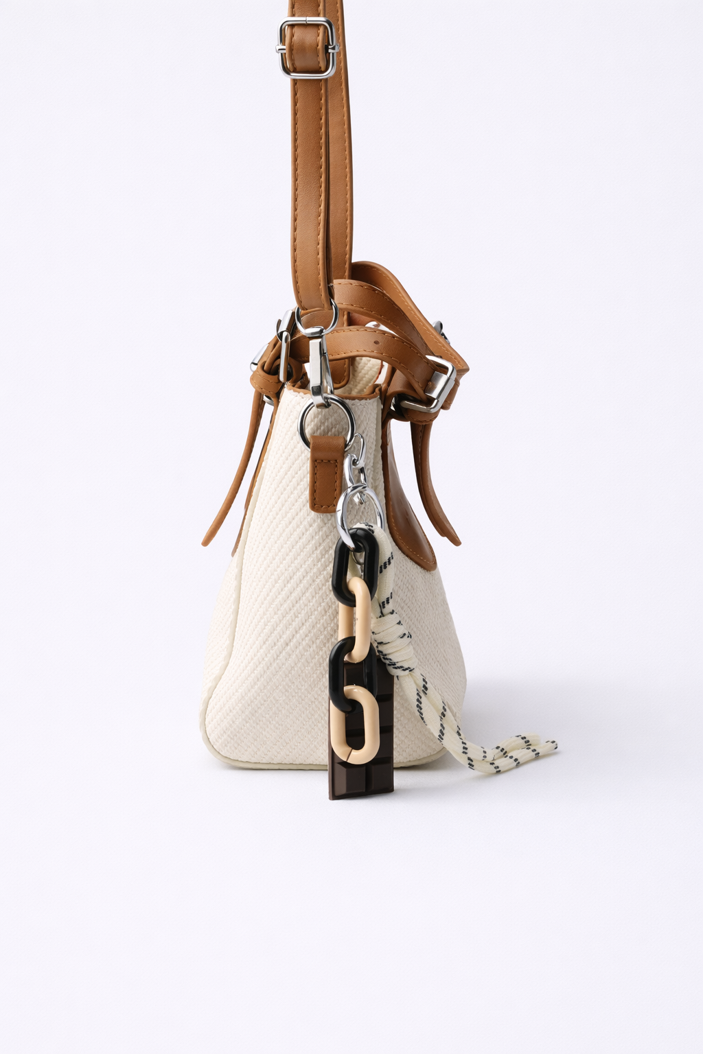 Ivory Tan Chic Shoulder Bag