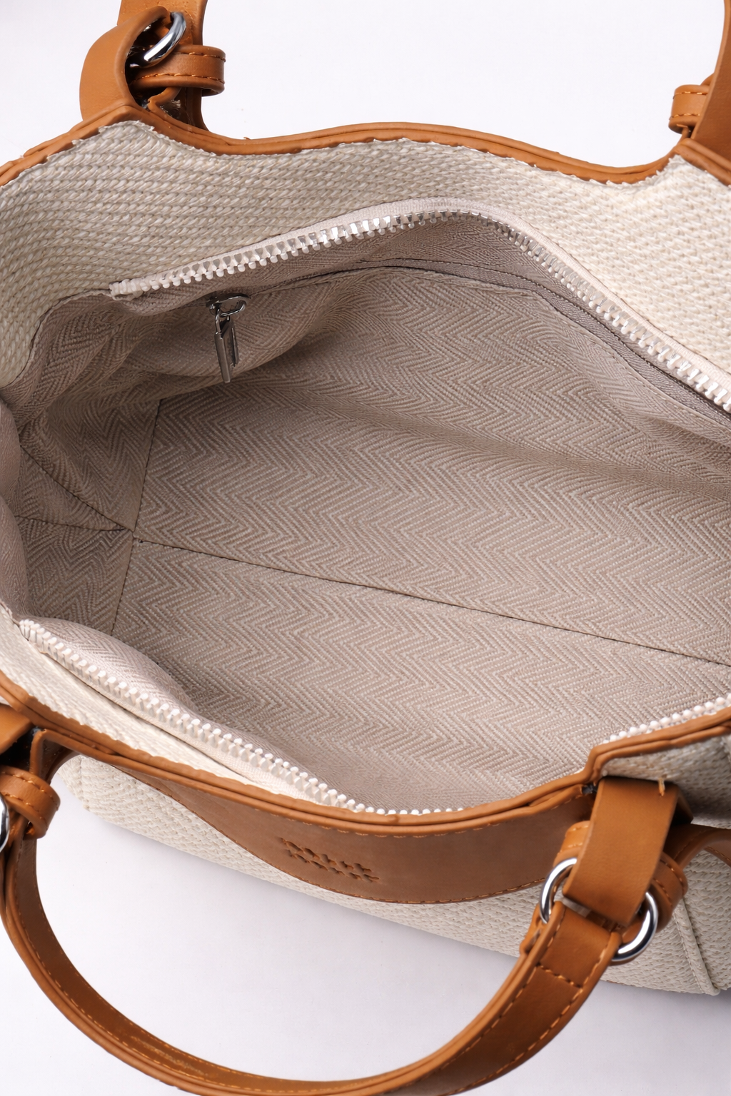 Ivory Tan Chic Shoulder Bag